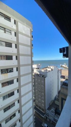 Departamento céntrico vista al mar